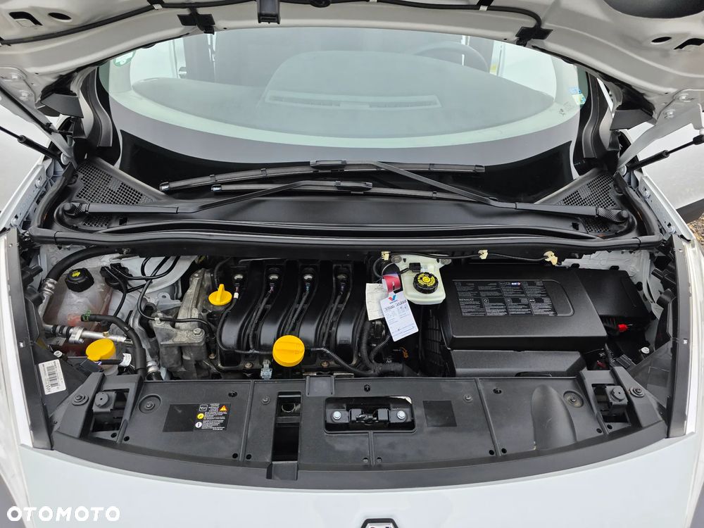 Renault Scenic 1.6 16V 110 TomTom Edition - 23