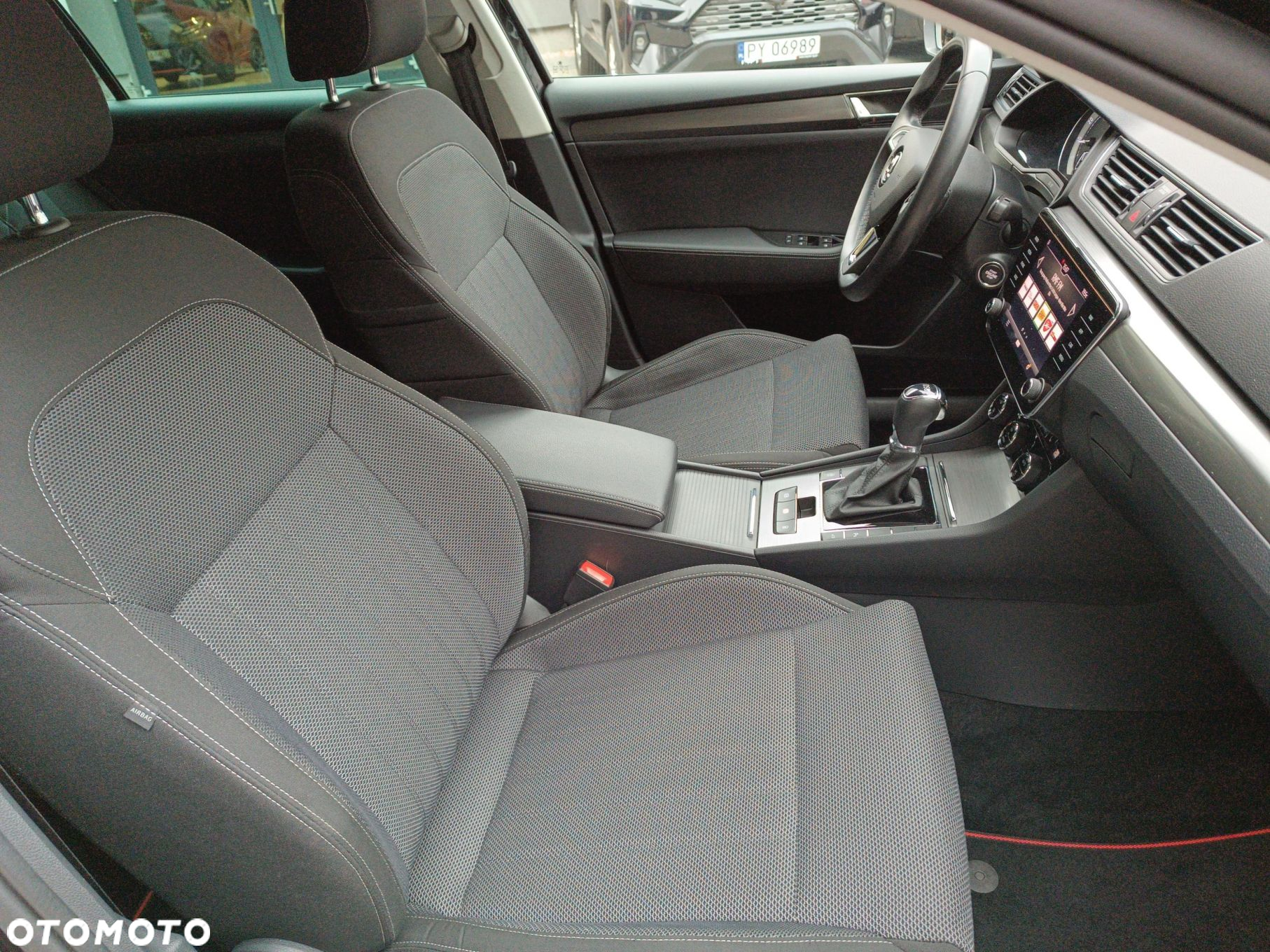 Skoda Superb 2.0 TSI Style DSG - 11