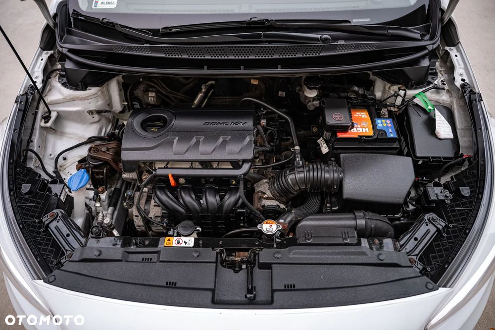 Kia Ceed - 36