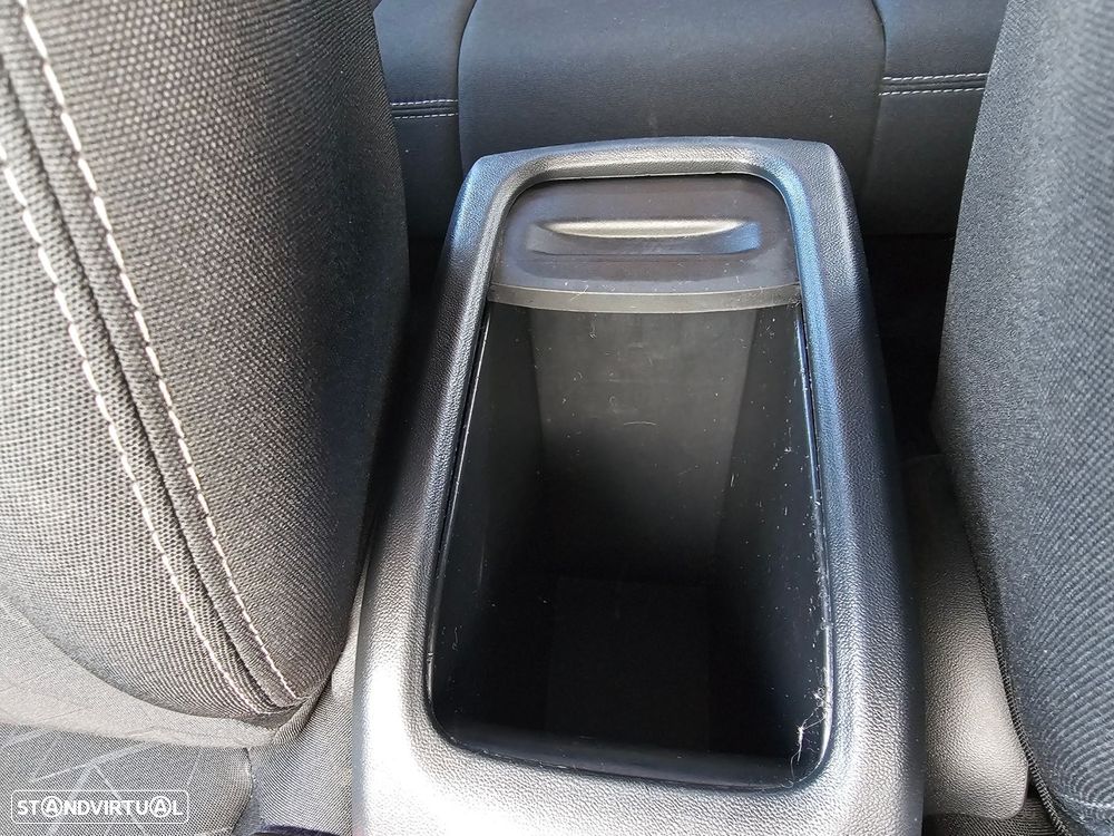 Peugeot 2008 1.2 PureTech Active - 25