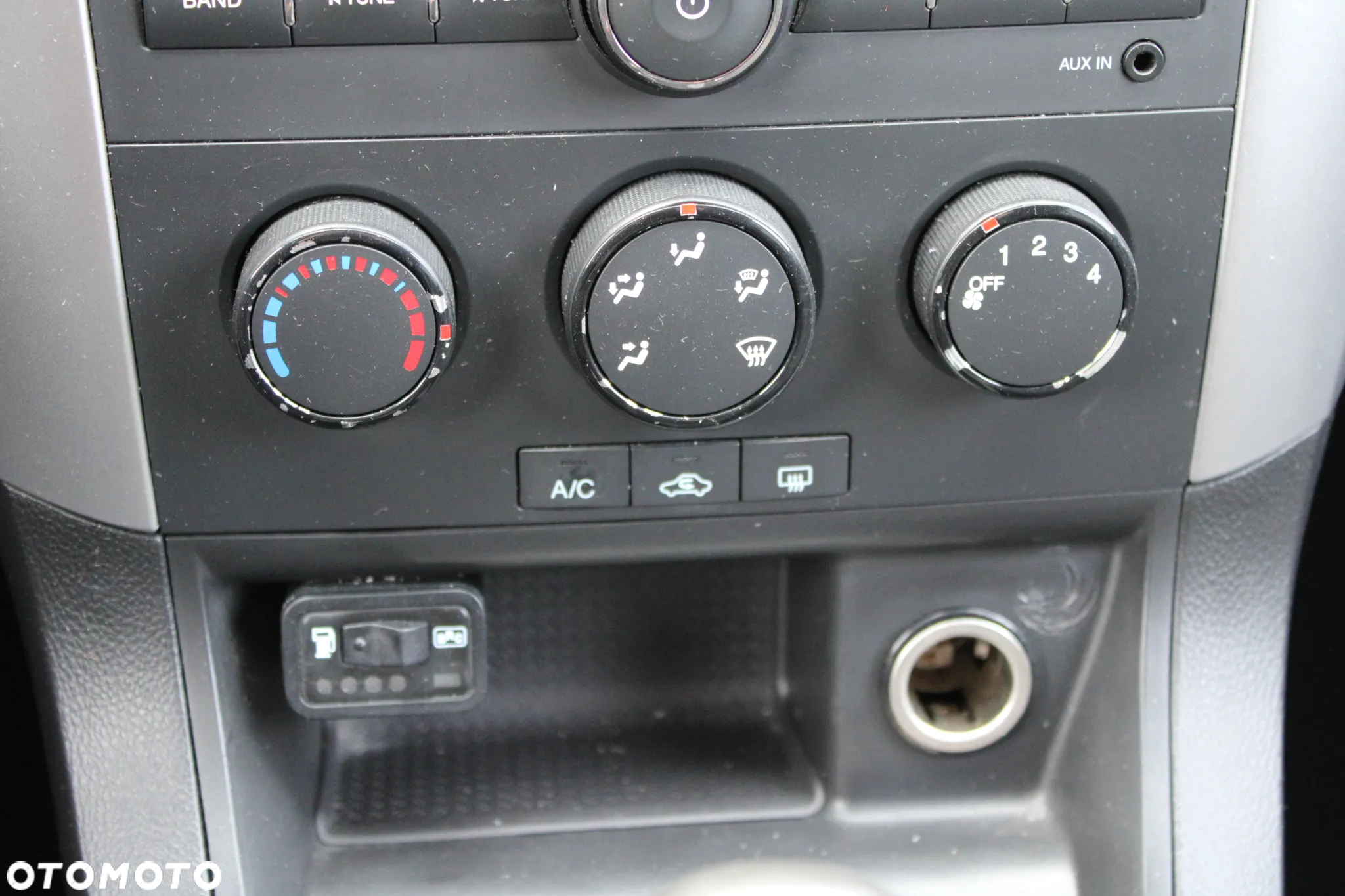 Chevrolet Captiva 2.4 2WD 5 Sitzer LS - 23