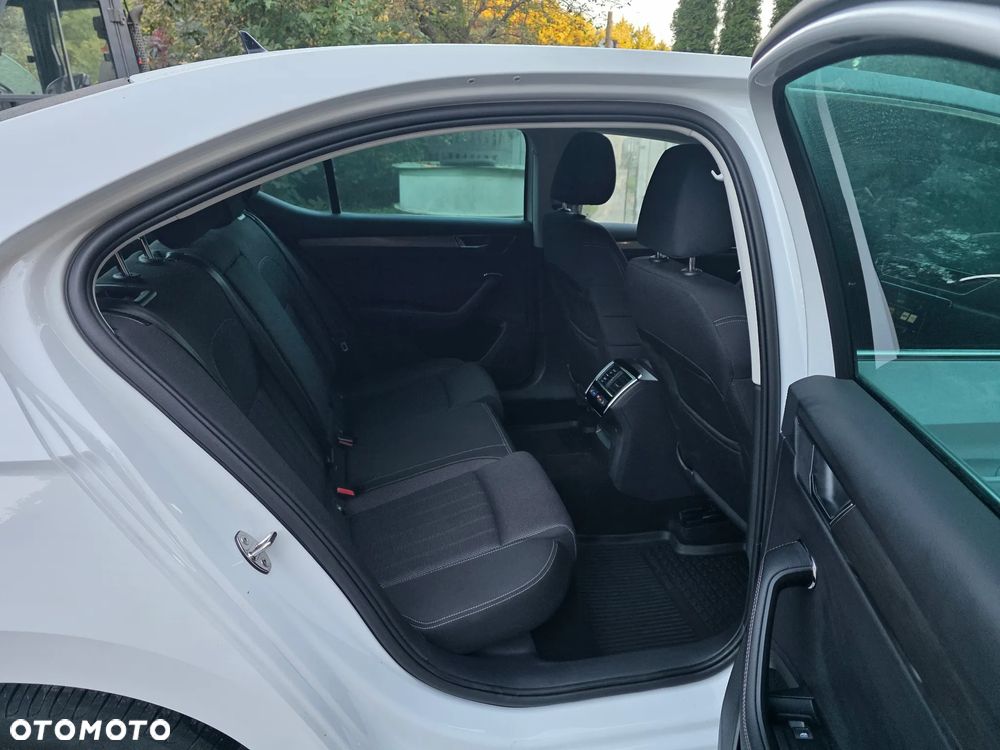 Skoda Superb 2.0 TSI Style DSG - 20