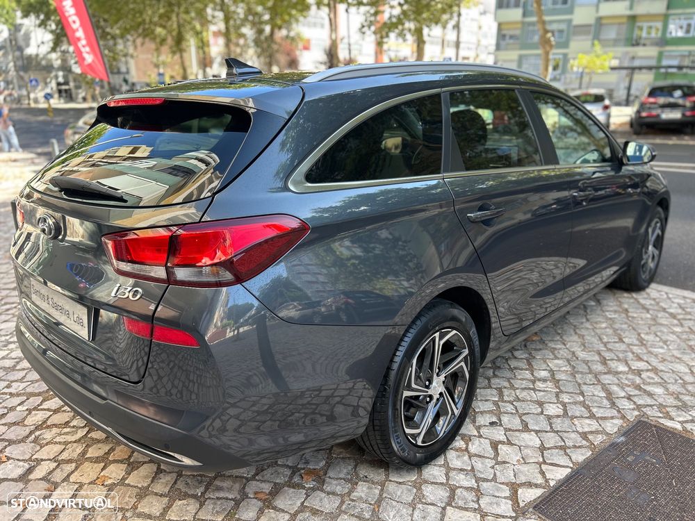 Hyundai i30 CW - 15