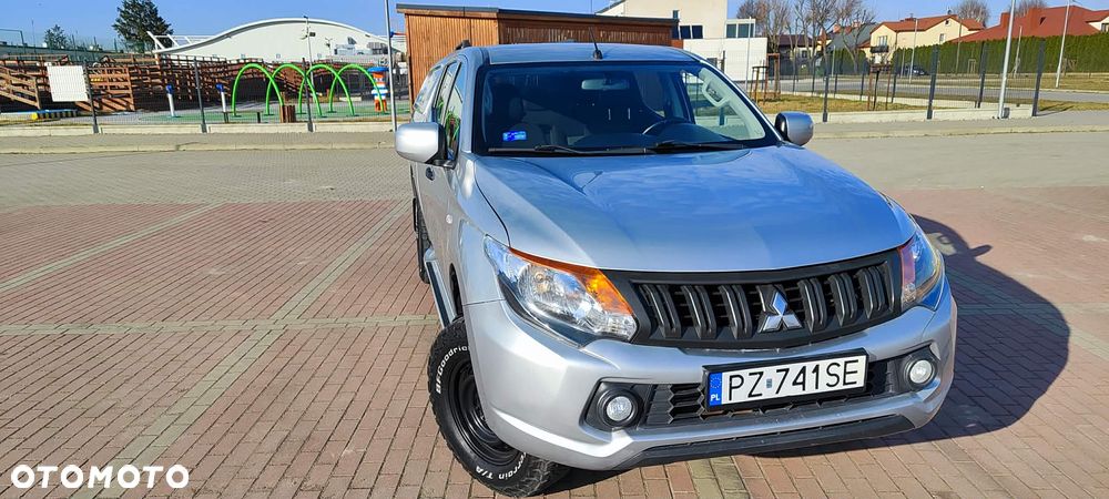 Mitsubishi L200 Pick Up 4x4 S&S Double Cab Basis