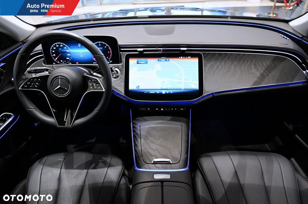Mercedes-Benz Klasa E 200 d mHEV AMG 9G-Tronic - 14