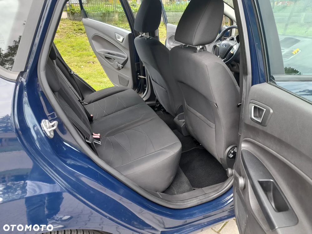Ford Fiesta 1.5 TDCi Titanium - 18