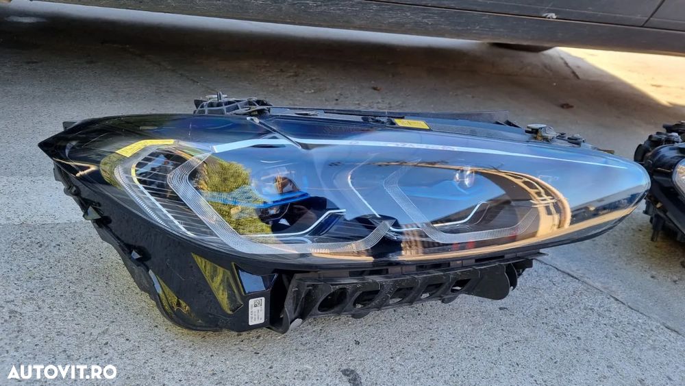Faruri laser BMW seria 4 model G22 G26 - 9