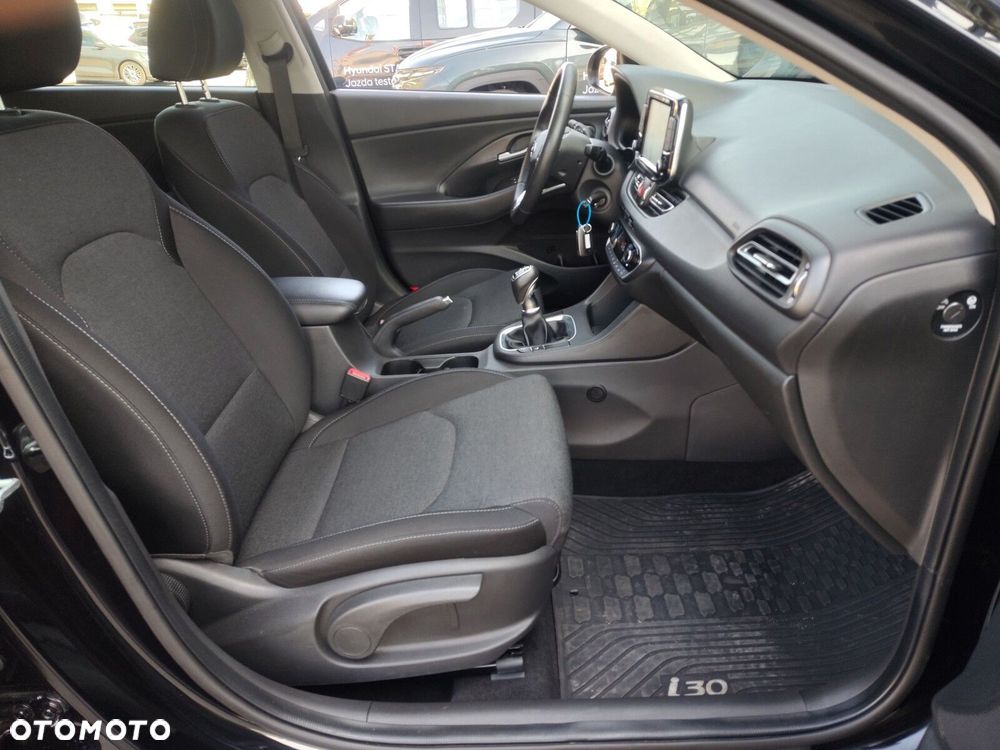 Hyundai i30 1.5 DPI Comfort - 27