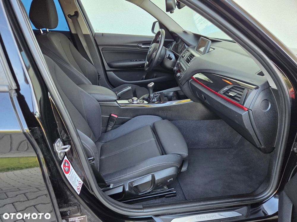 BMW Seria 1 120d xDrive BluePerformance Sport Line - 12