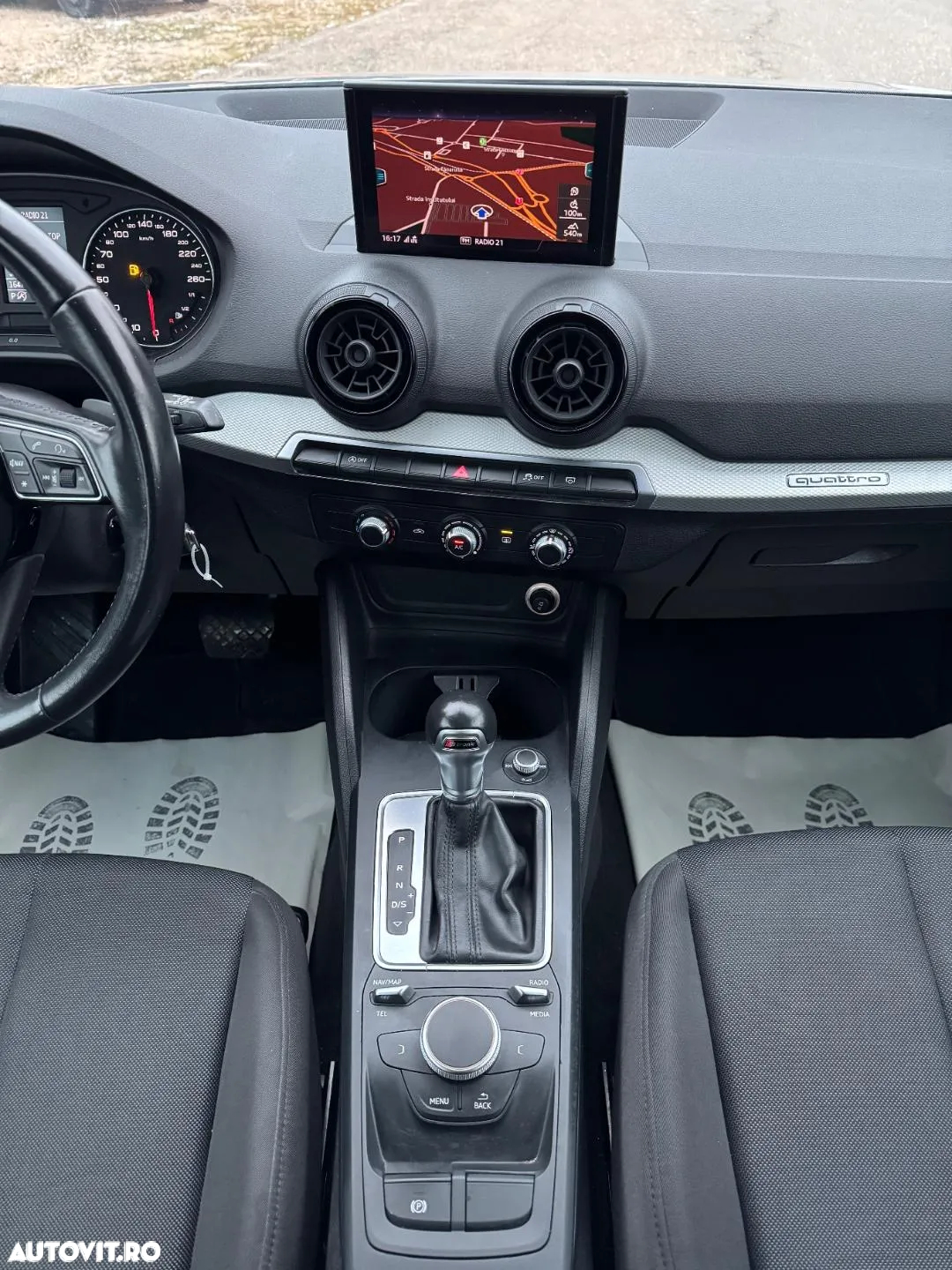 Audi Q2 2.0 TDI quattro S tronic design - 9