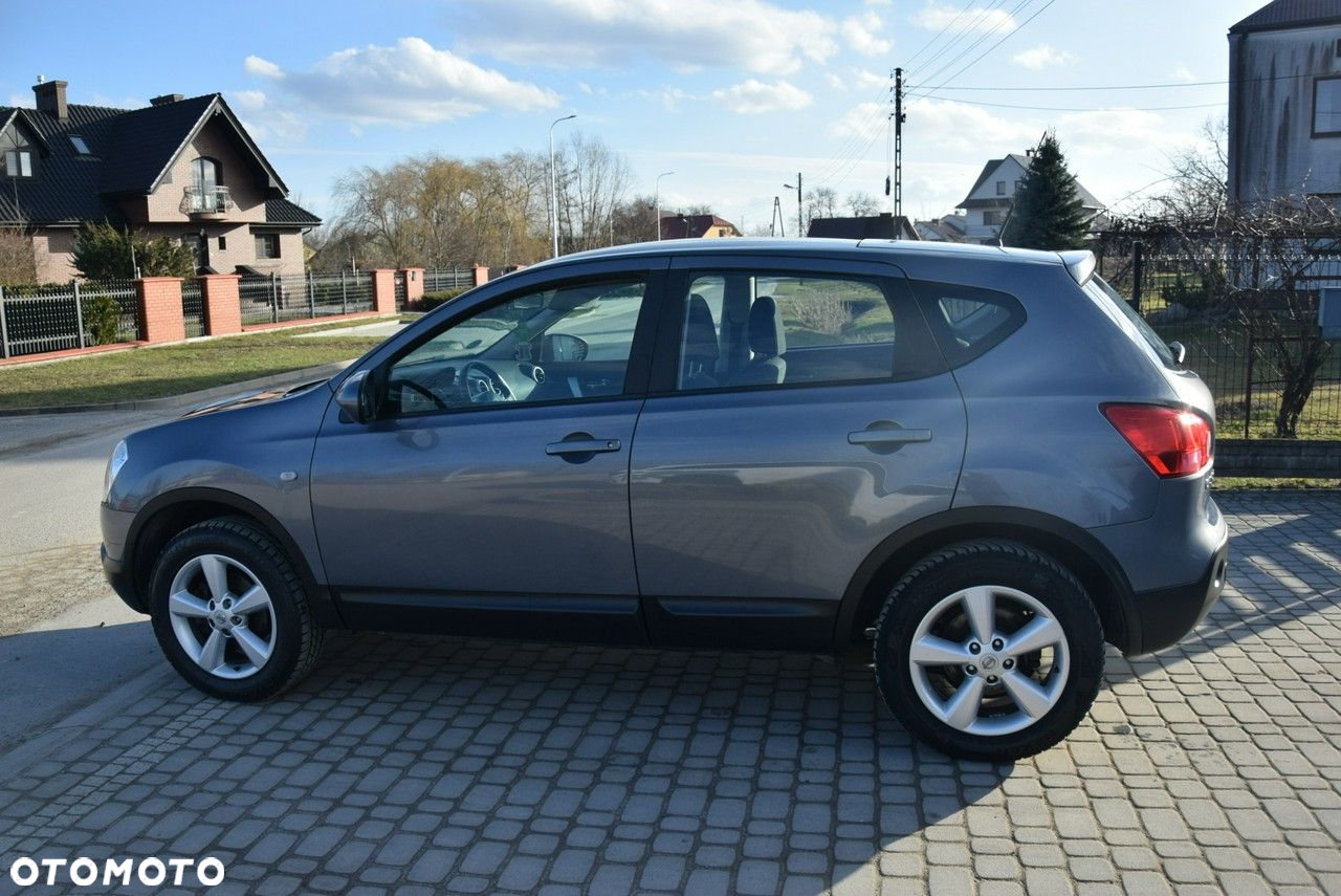 Nissan Qashqai - 12