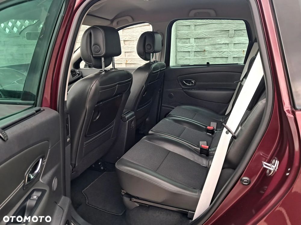 Renault Scenic Energy dCi 130 S&S Bose Edition - 23