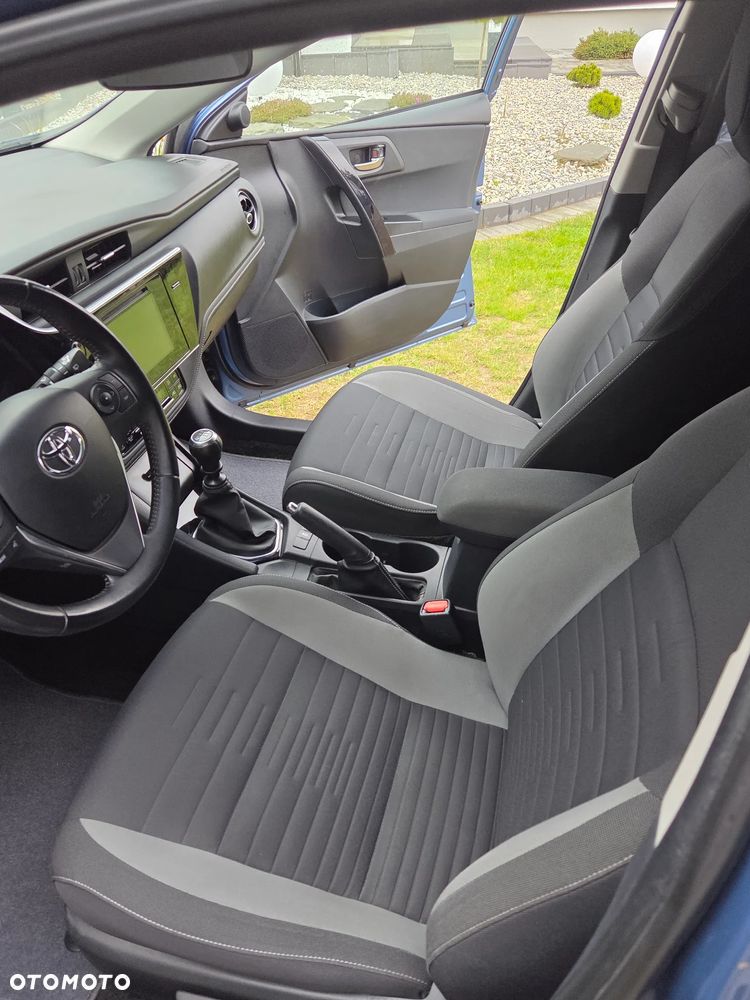 Toyota Auris 1.2 Turbo Executive - 9