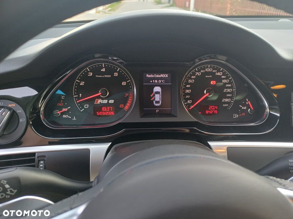 Audi RS6 5.0 TFSI Quattro Tiptr - 25