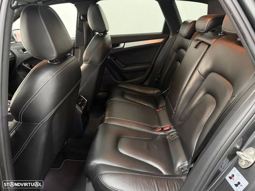 Audi A4 Avant 2.0 TDI Multitronic S-line - 12