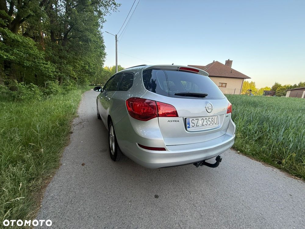 Opel Astra - 8