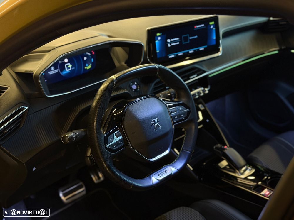 Peugeot e-208 50 kWh GT Pack - 32