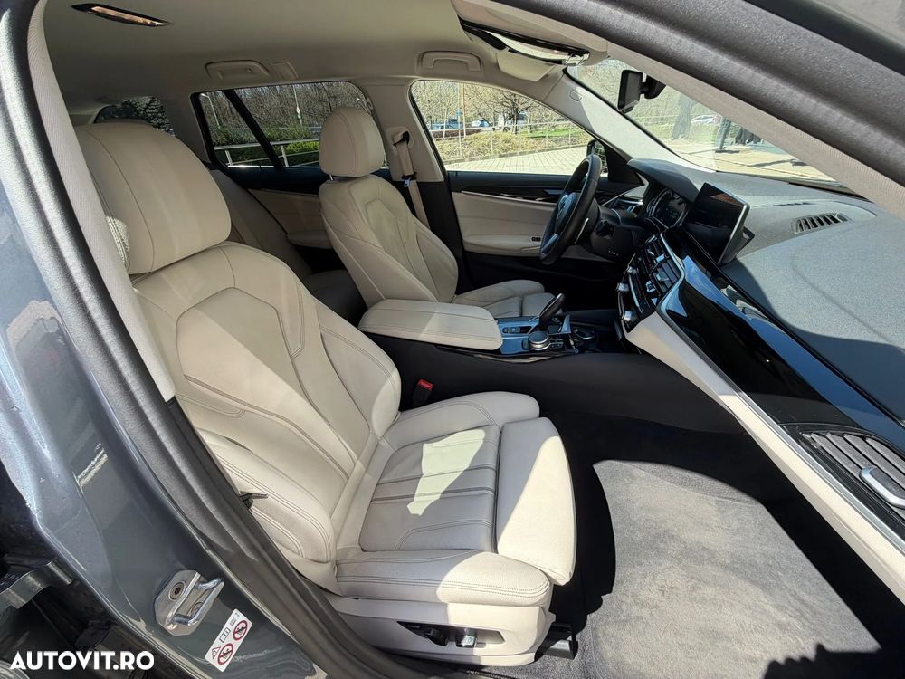 BMW Seria 5 530d xDrive AT - 13