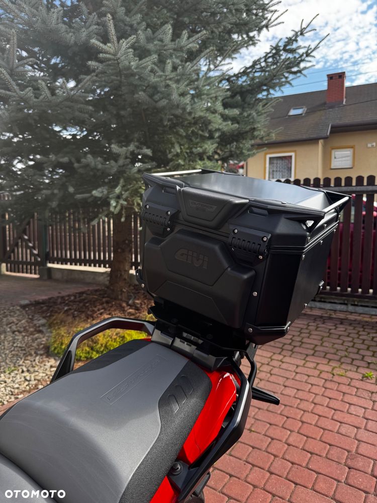 Suzuki V-STROM - 8