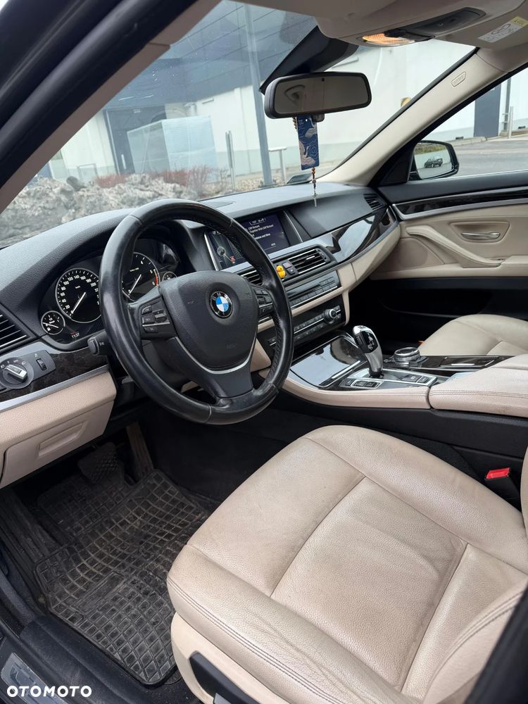 BMW Seria 5 520d xDrive Luxury Line - 10