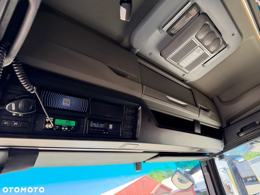 MAN TGX 18.430 MEGA / RETARDER / 3 SZTUKI / BIAŁY KOLOR OKLEJONY FOLIĄ / 1 WŁAŚCICIEL / SALON POLSKA / LOW DECK / KLIMA POSTOJOWA / MAŁE PRZEBIEGI TYLKO 360-420 TYS. KM / 2022 ROK PRODUKCJI !! - 33
