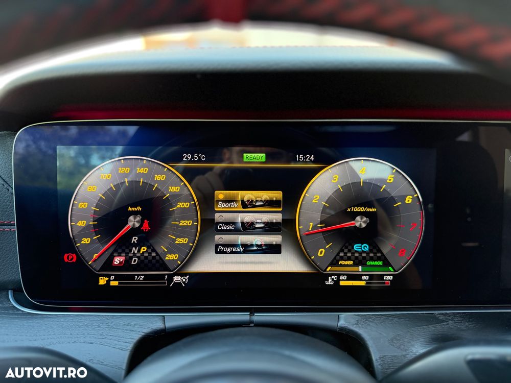 Mercedes-Benz E 53 AMG 4Matic AMG Speedshift 9G-TCT - 31