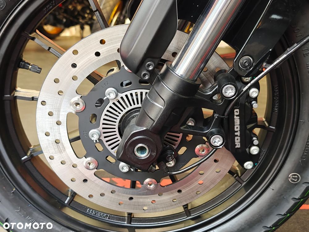 QJMOTOR SRV 125V - 9