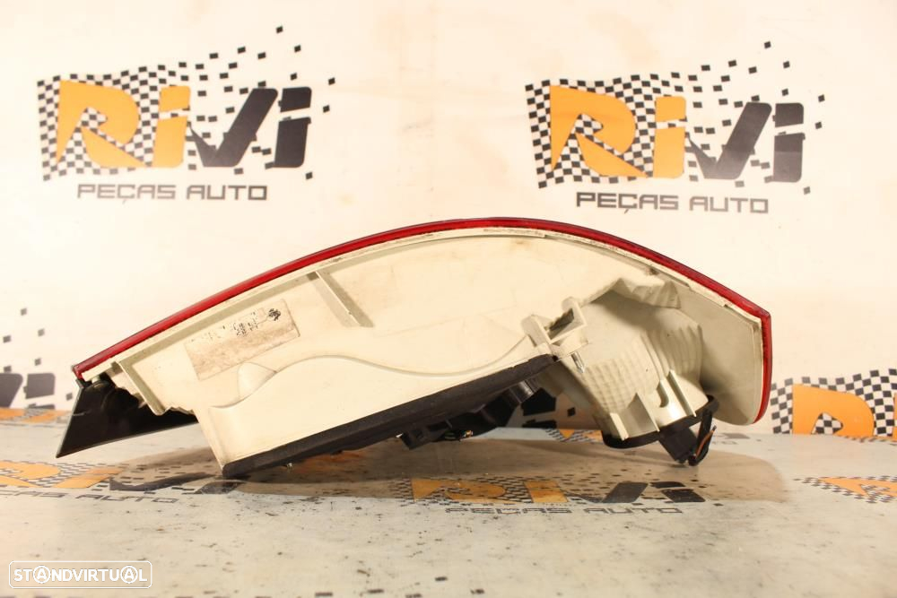 Farolim Direito Bmw 1 Cabriolet (E88)  Passageiro Lci Bmw Serie 1 E82 - 8