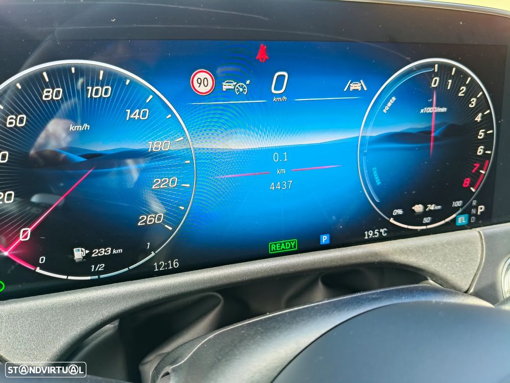 Mercedes-Benz E 300 Standard - 4