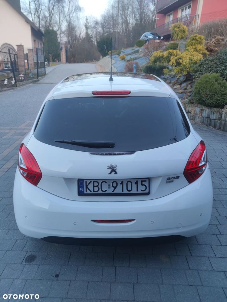 Peugeot 208 1.6 e-HDi Allure STT - 11