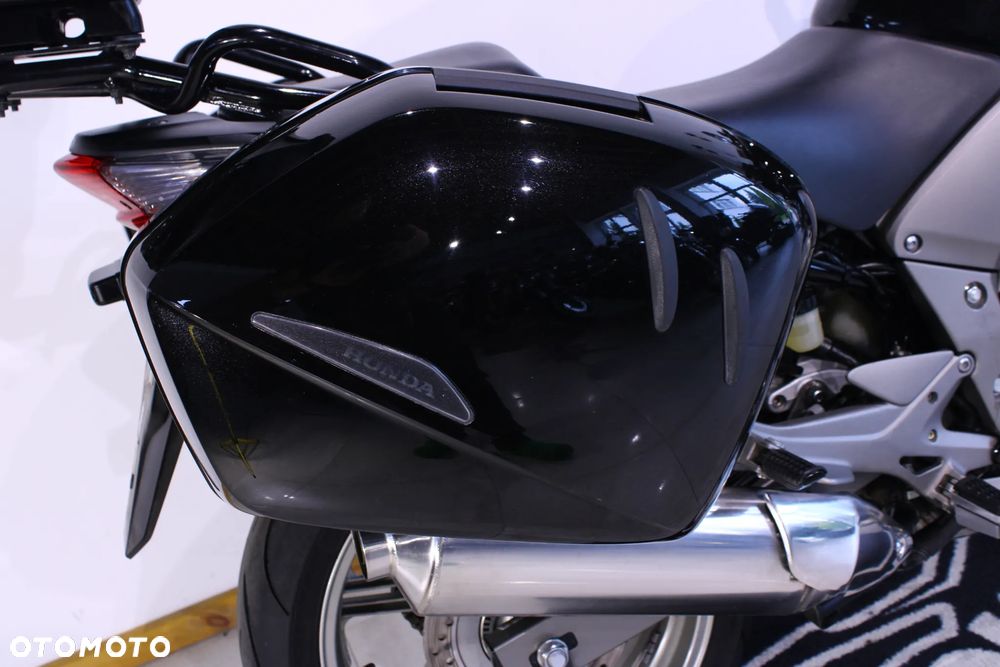 Honda CBF - 30