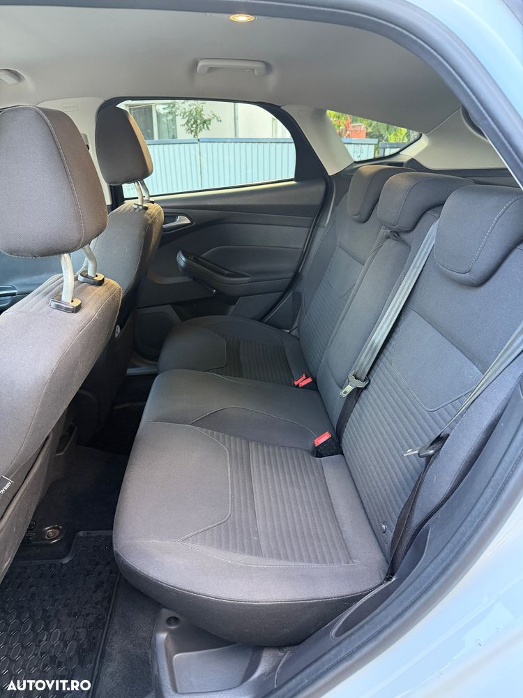 Ford Focus 1.5 TDCi Trend - 8