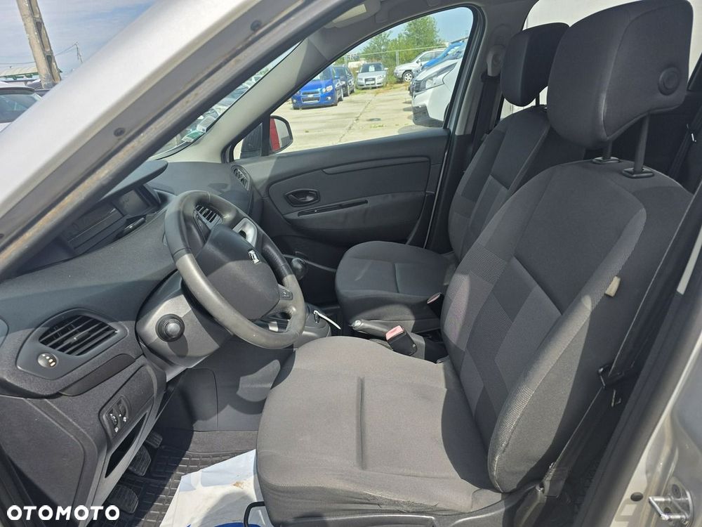 Renault Scenic - 10