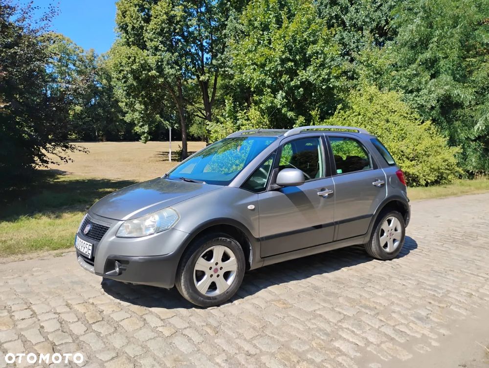 Fiat Sedici 1.6 16V 4x4 Emotion - 17