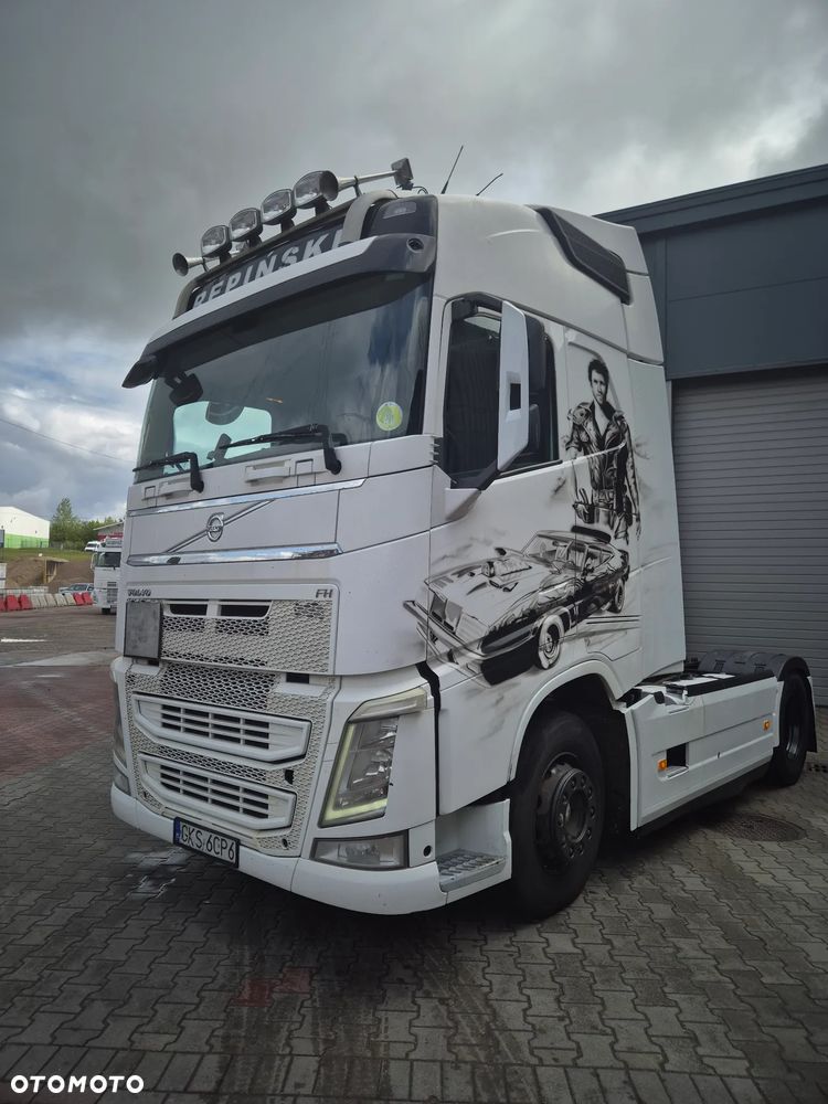 Volvo FH - 1