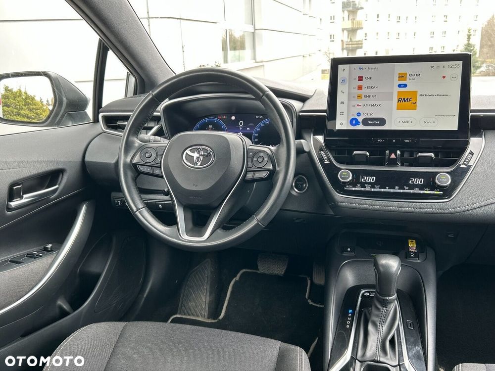 Toyota Corolla 1.8 Hybrid Comfort - 12