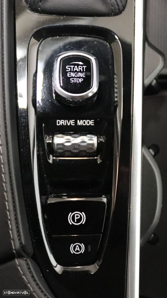 Volvo V90 2.0 D4 Inscription Geartronic - 26