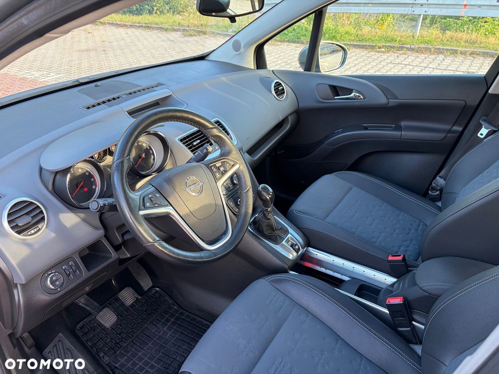 Opel Meriva - 14