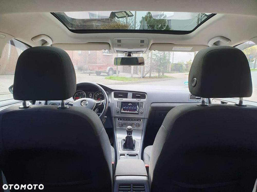 Volkswagen Golf - 19