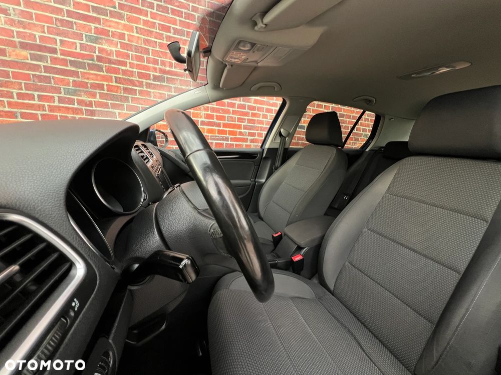 Volkswagen Golf - 13