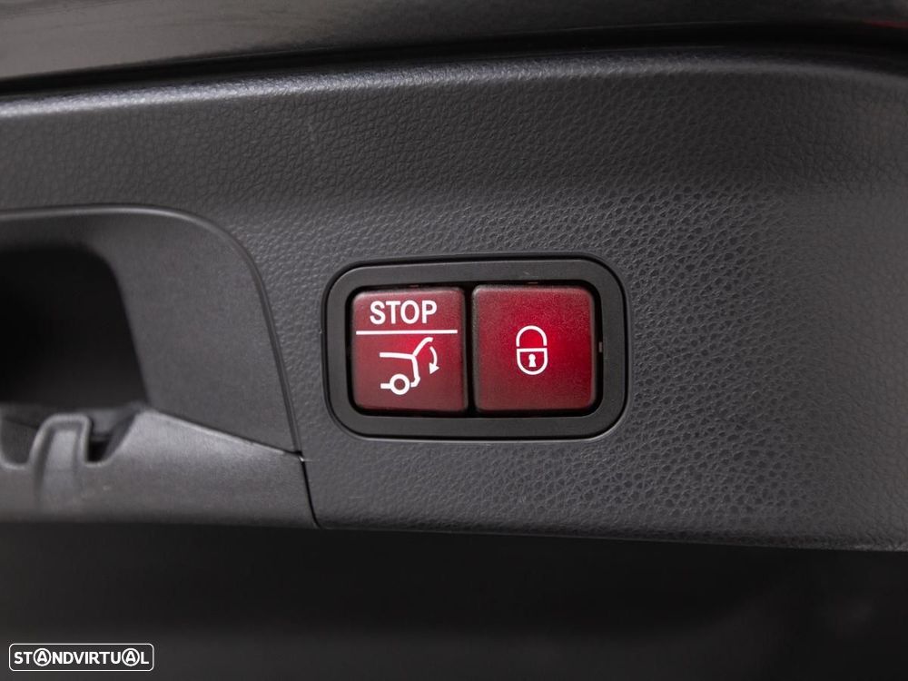 Mercedes-Benz GLC 300 e Coupé 4Matic - 14