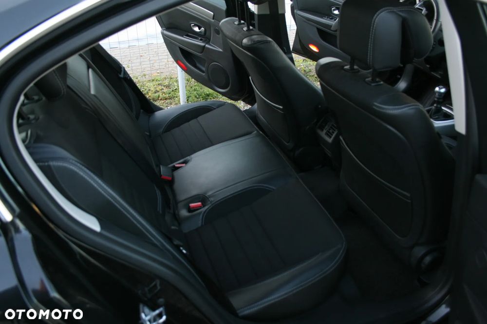 Renault Laguna 2.0 Limited - 16