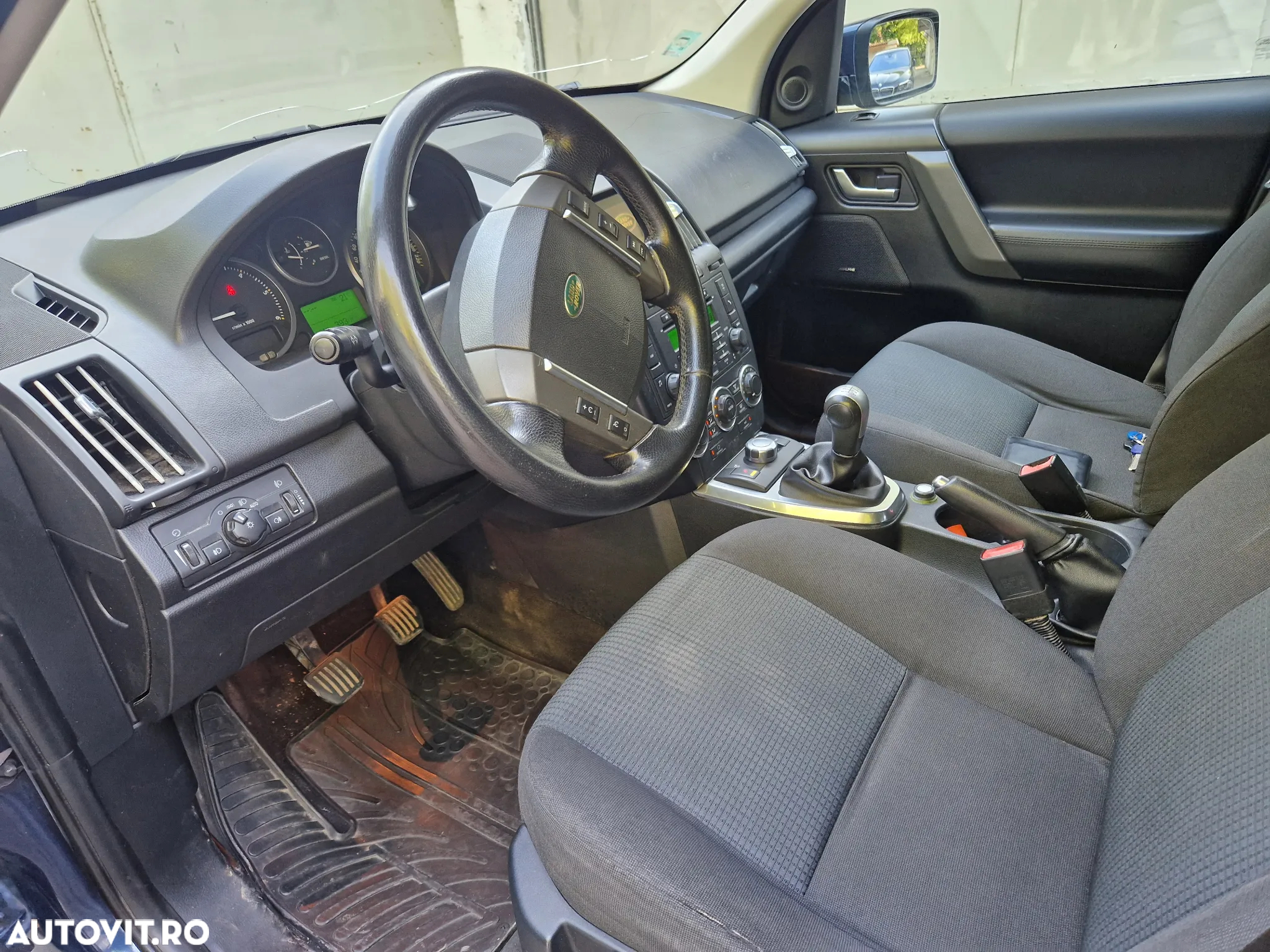 Land Rover Freelander 2.2 TD4 E - 8