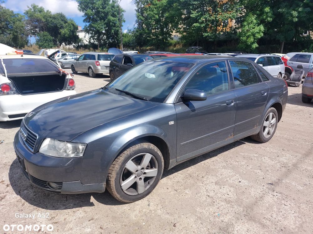 Maska AUDI A4 B6 1,9D 02R.  lampy,zderzaki,drzwi,klapa... - 2