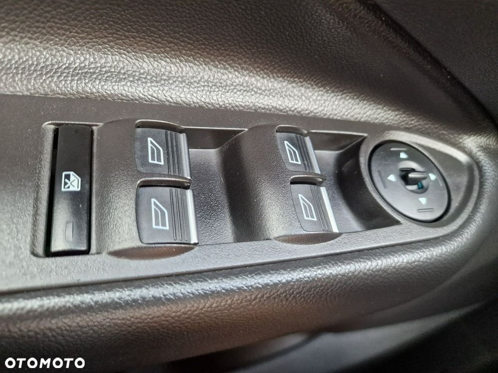 Ford Kuga 2.0 TDCi 4x2 Cool & Connect - 33