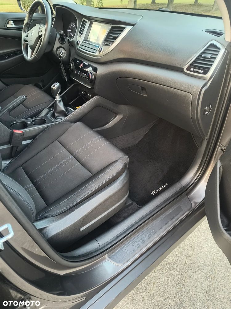Hyundai Tucson 1.6 GDI BlueDrive Comfort 2WD - 26