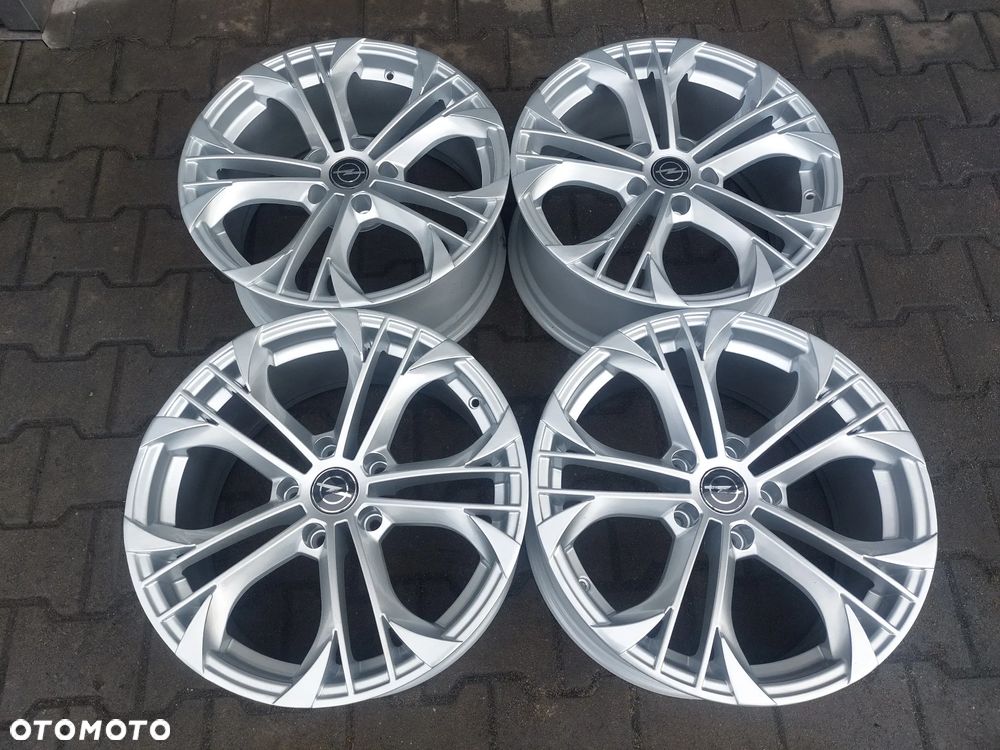 FELGI ALUFELGI R18 8.5J ET38 5X120 JAK NOWE! PROSTE! OPEL INSIGNIA BMW E60 E90 - 1