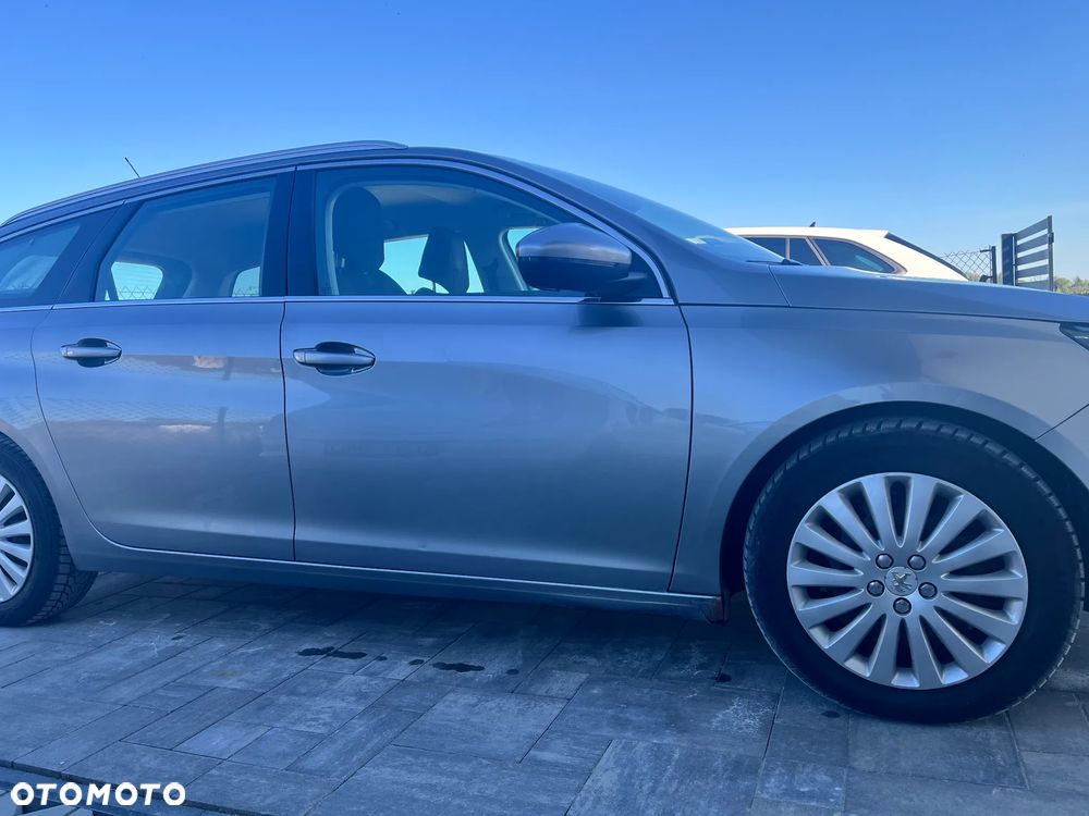 Peugeot 308 BlueHDi 150 Automatik Stop & Start Allure - 14
