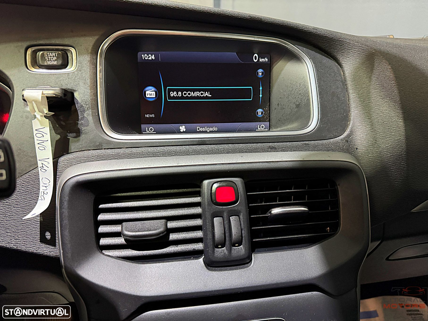 Volvo V40 1.6 D2 Momentum Powershift Eco - 24