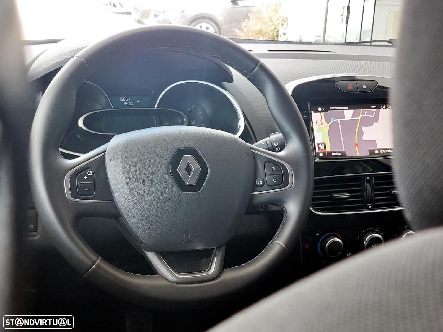 Renault Clio Sport Tourer 0.9 TCe Limited - 7